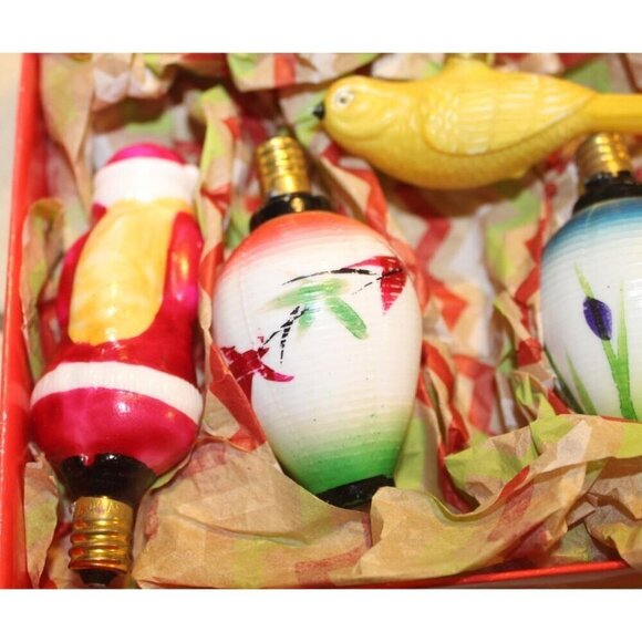 Five Rare Vintage Milk Glass Figural Christmas Light Bulbs / 1940's - Picture 2 of 4